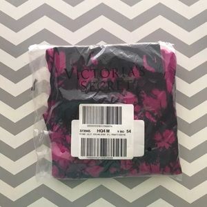 Victoria’s Secret PINK cool &comfy tie-dye legging